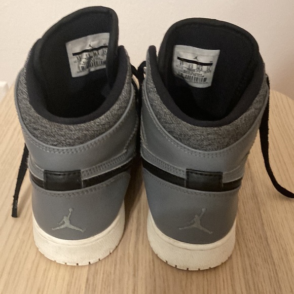 Nike Air Jordan 1 Retro High Cool Grey boys - Picture 3 of 7